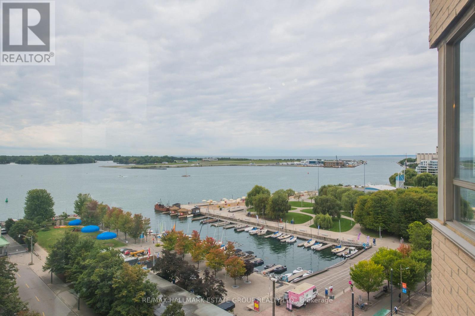 1102 - 270 QUEENS QUAY W, Toronto, Ontario