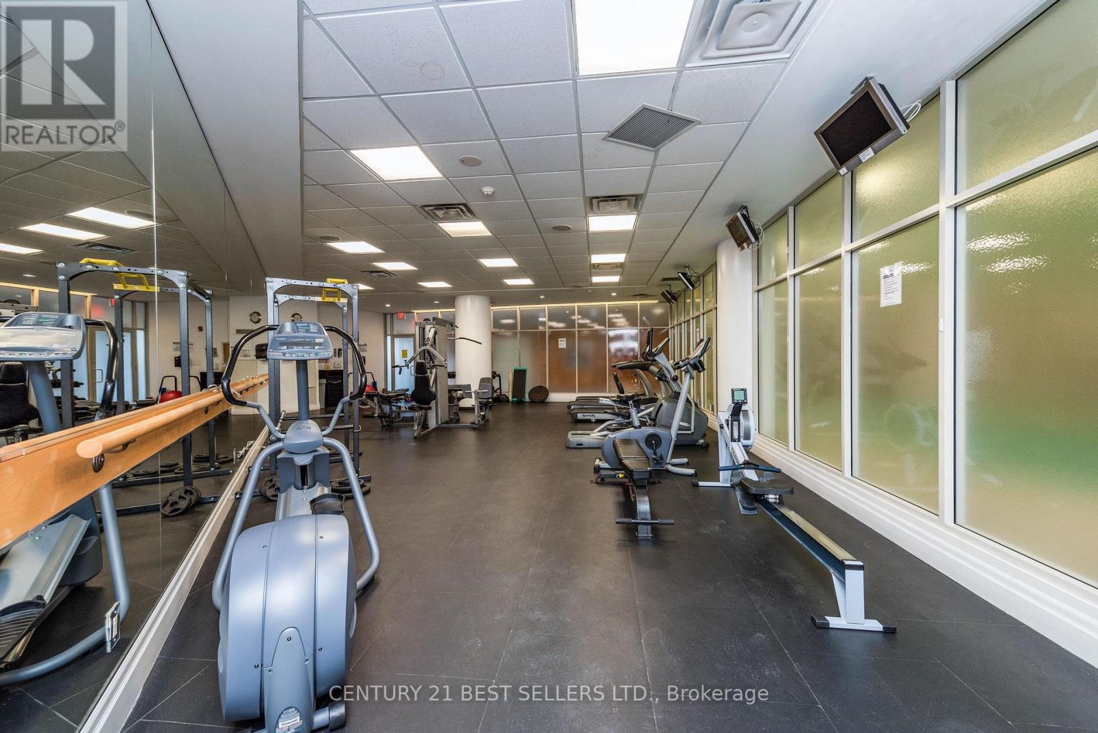 609 - 15 Windermere Avenue, Toronto, Ontario  M6S 5A2 - Photo 36 - W12429875