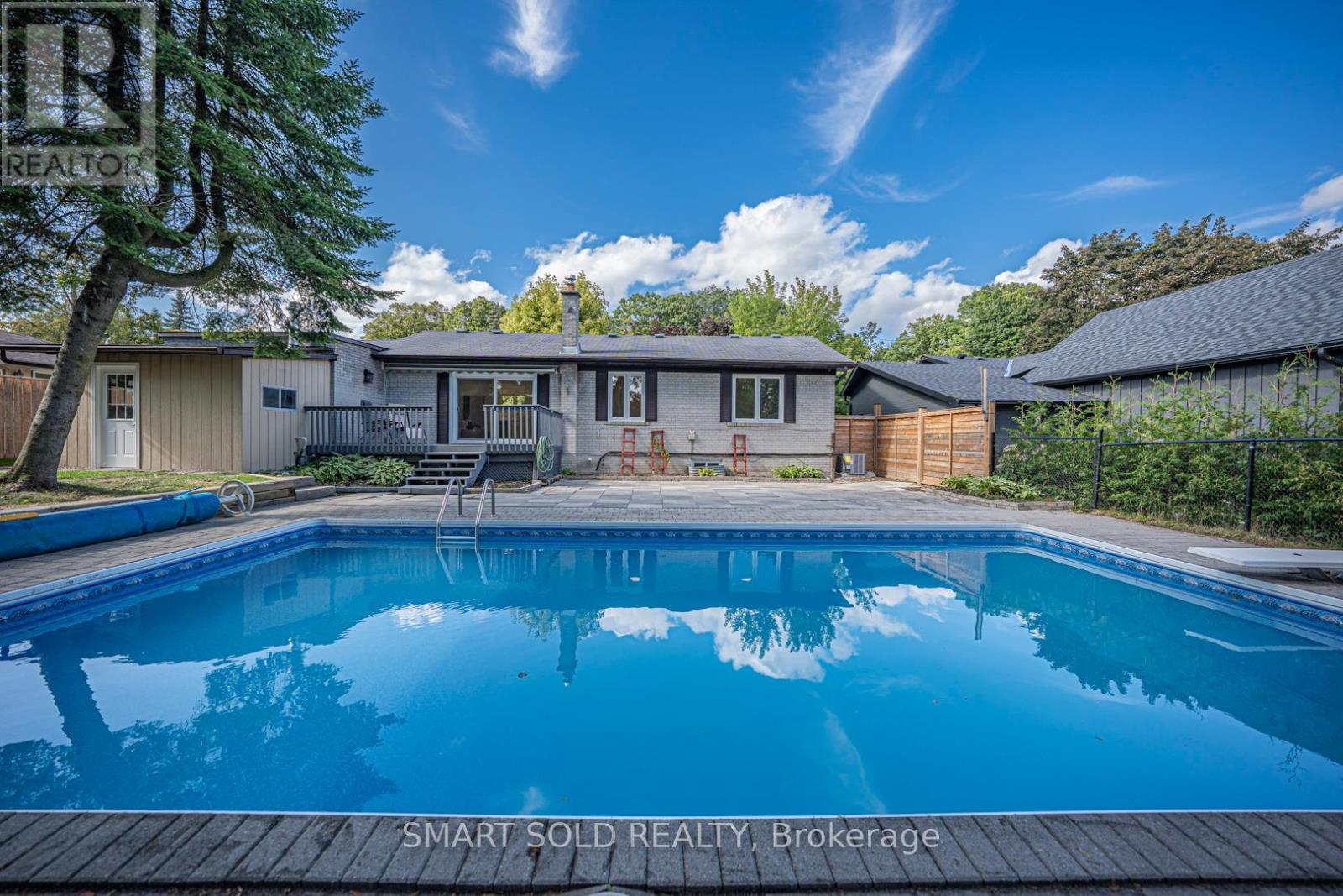 158 Park Avenue, Newmarket, Ontario  L3Y 1V1 - Photo 12 - N12430307