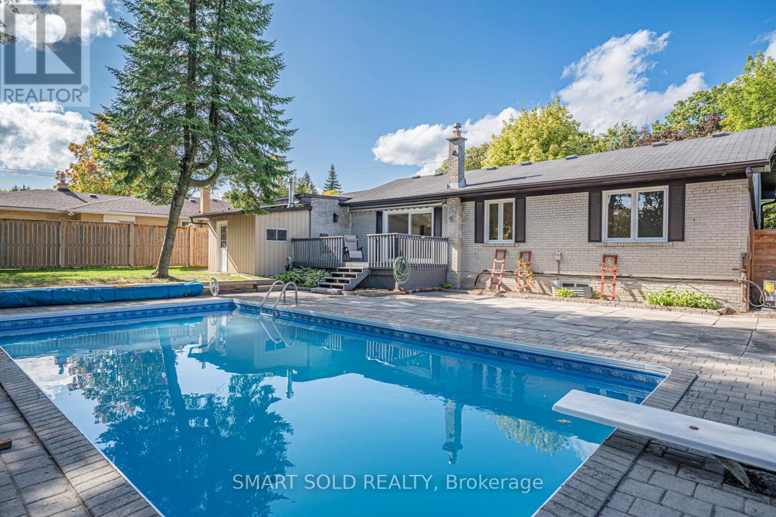158 Park Avenue, Newmarket, Ontario  L3Y 1V1 - Photo 13 - N12430307