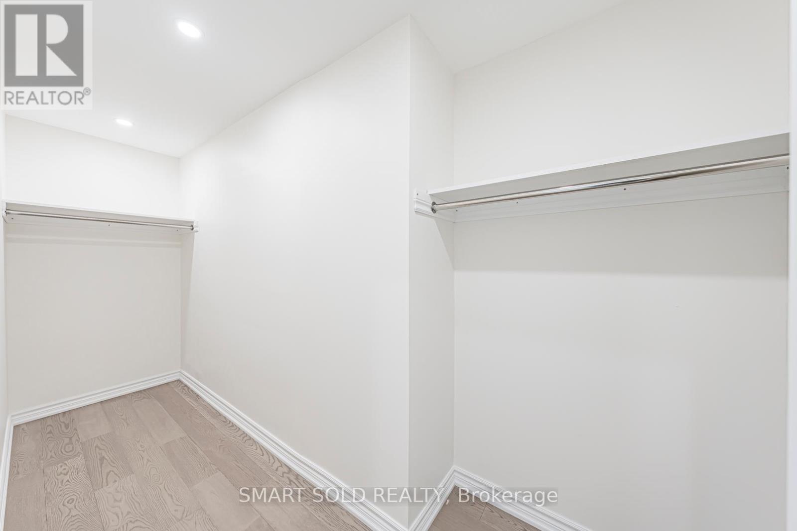 158 Park Avenue, Newmarket, Ontario  L3Y 1V1 - Photo 37 - N12430307