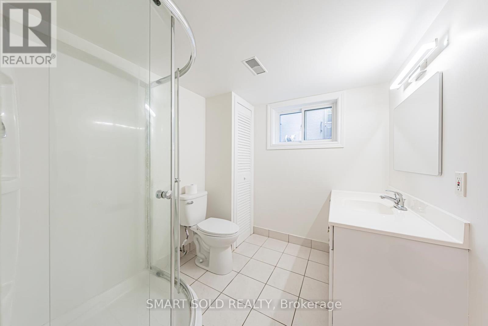 158 Park Avenue, Newmarket, Ontario  L3Y 1V1 - Photo 49 - N12430307