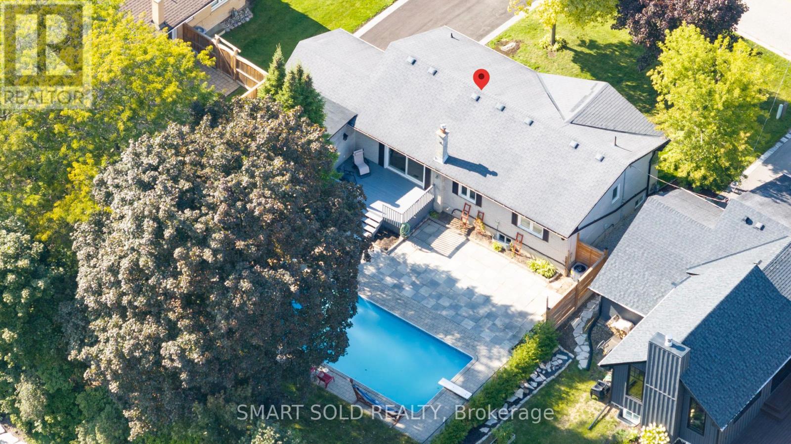 158 Park Avenue, Newmarket, Ontario  L3Y 1V1 - Photo 6 - N12430307