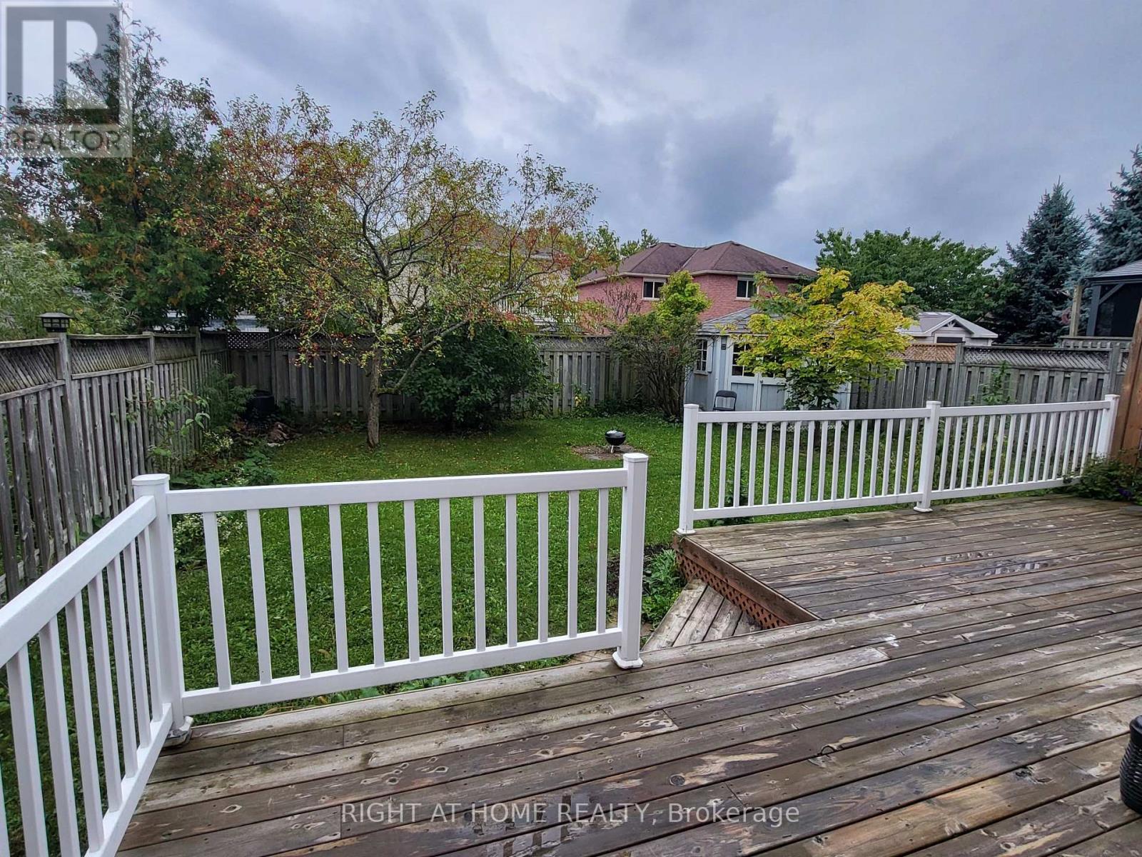 1964 Emerald Court, Innisfil, Ontario  L9S 2A1 - Photo 21 - N12430328