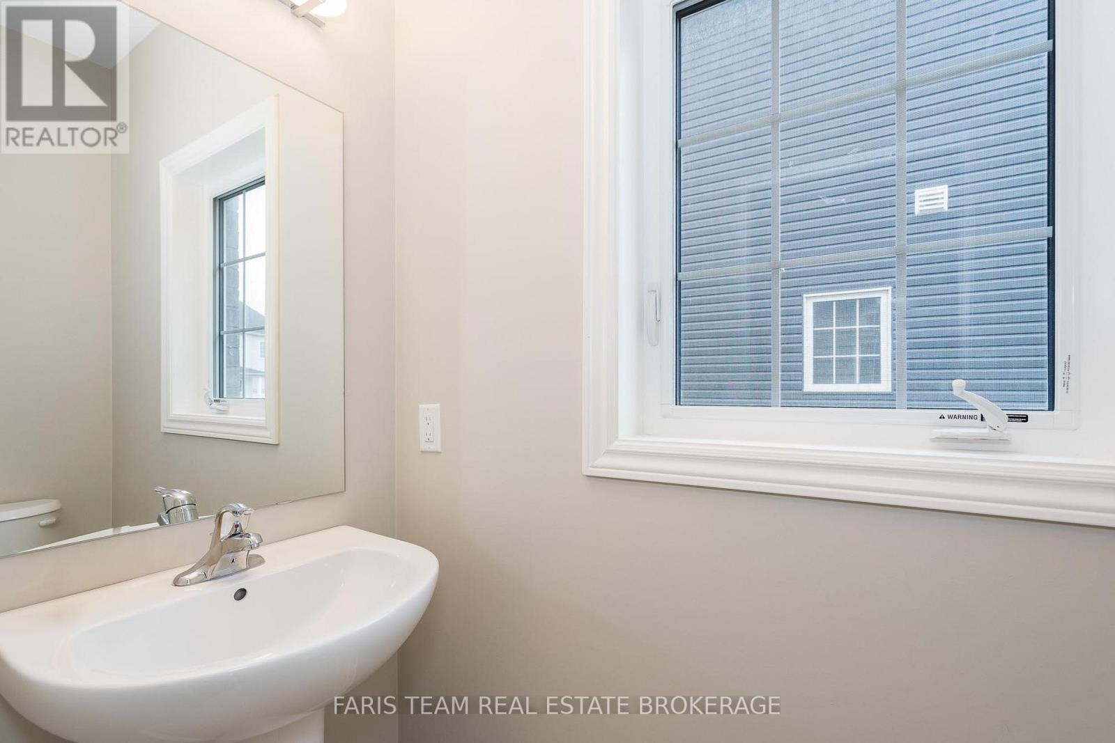 276 Springfield Crescent, Clearview, Ontario  L0M 1S0 - Photo 18 - S12430317