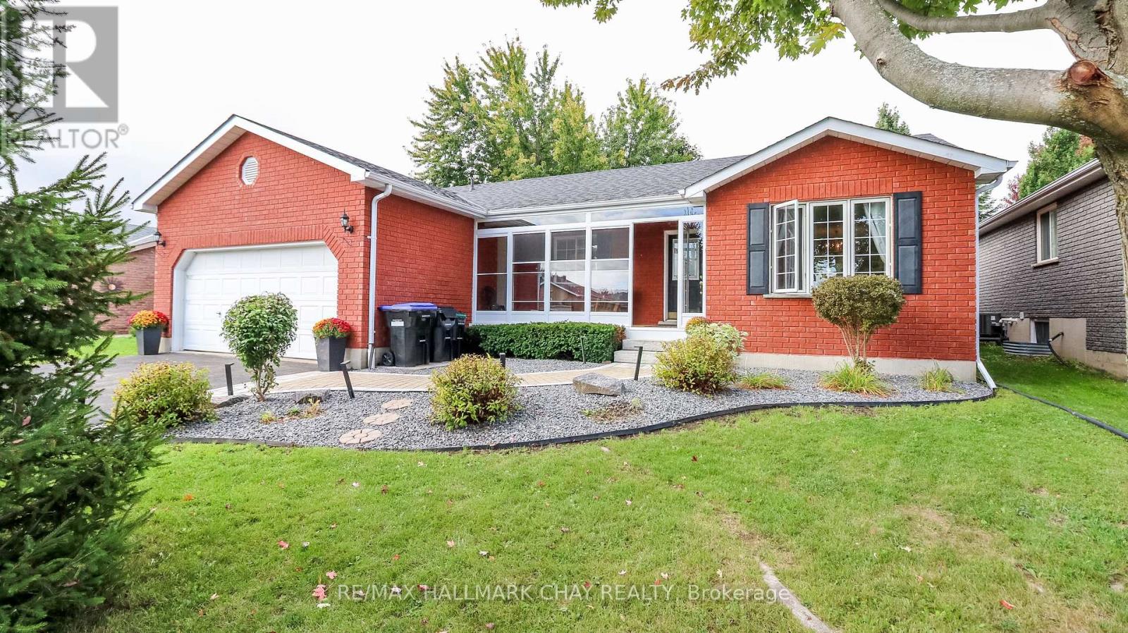 5 BURTON CRESCENT, Springwater, Ontario