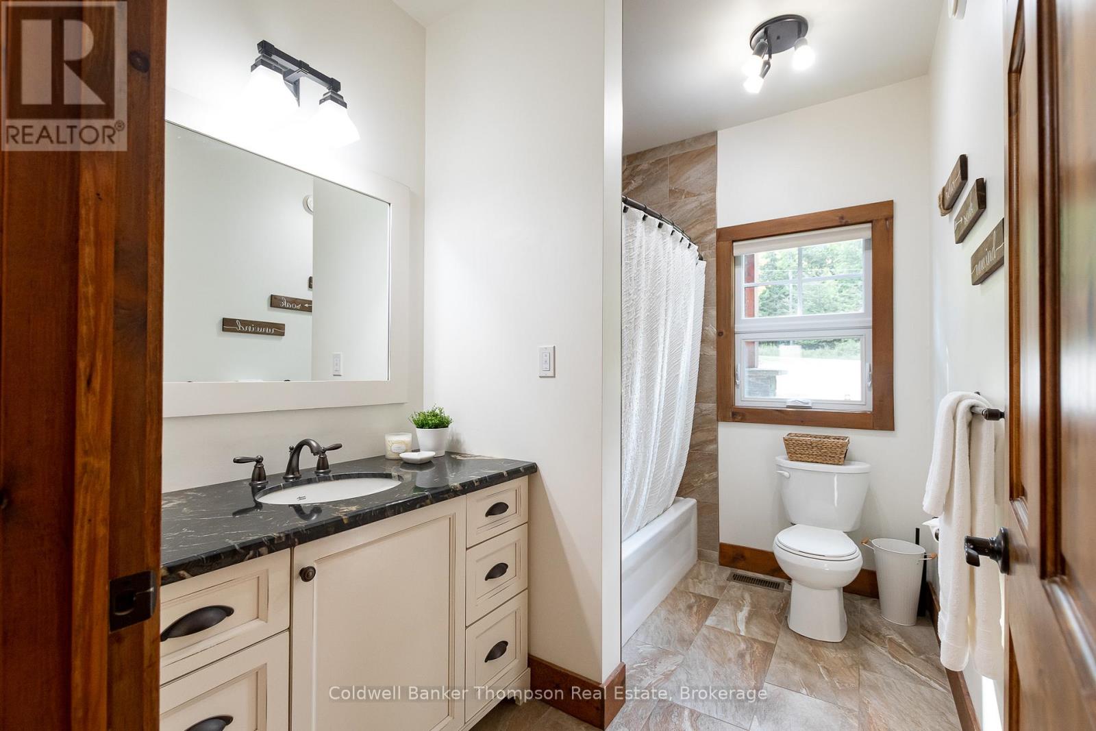15 Forest Hill Lane, Huntsville, Ontario  P1H 2N5 - Photo 20 - X12360160