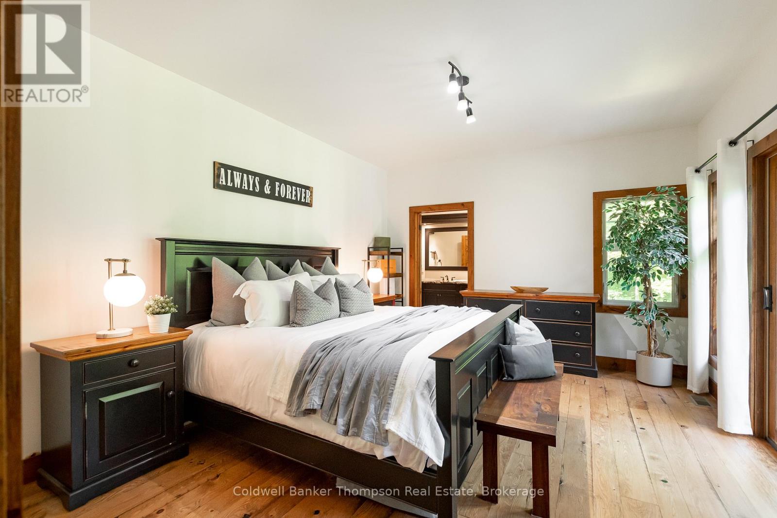 15 Forest Hill Lane, Huntsville, Ontario  P1H 2N5 - Photo 17 - X12360160