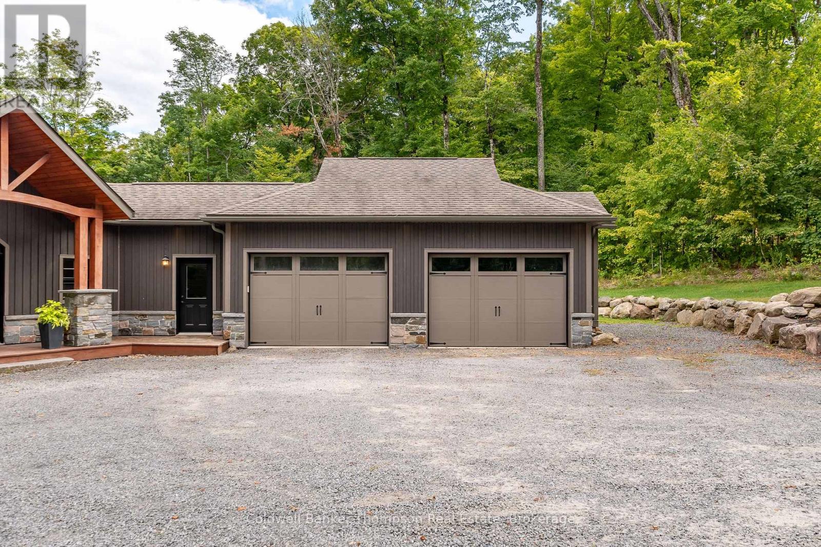 15 Forest Hill Lane, Huntsville, Ontario  P1H 2N5 - Photo 31 - X12360160