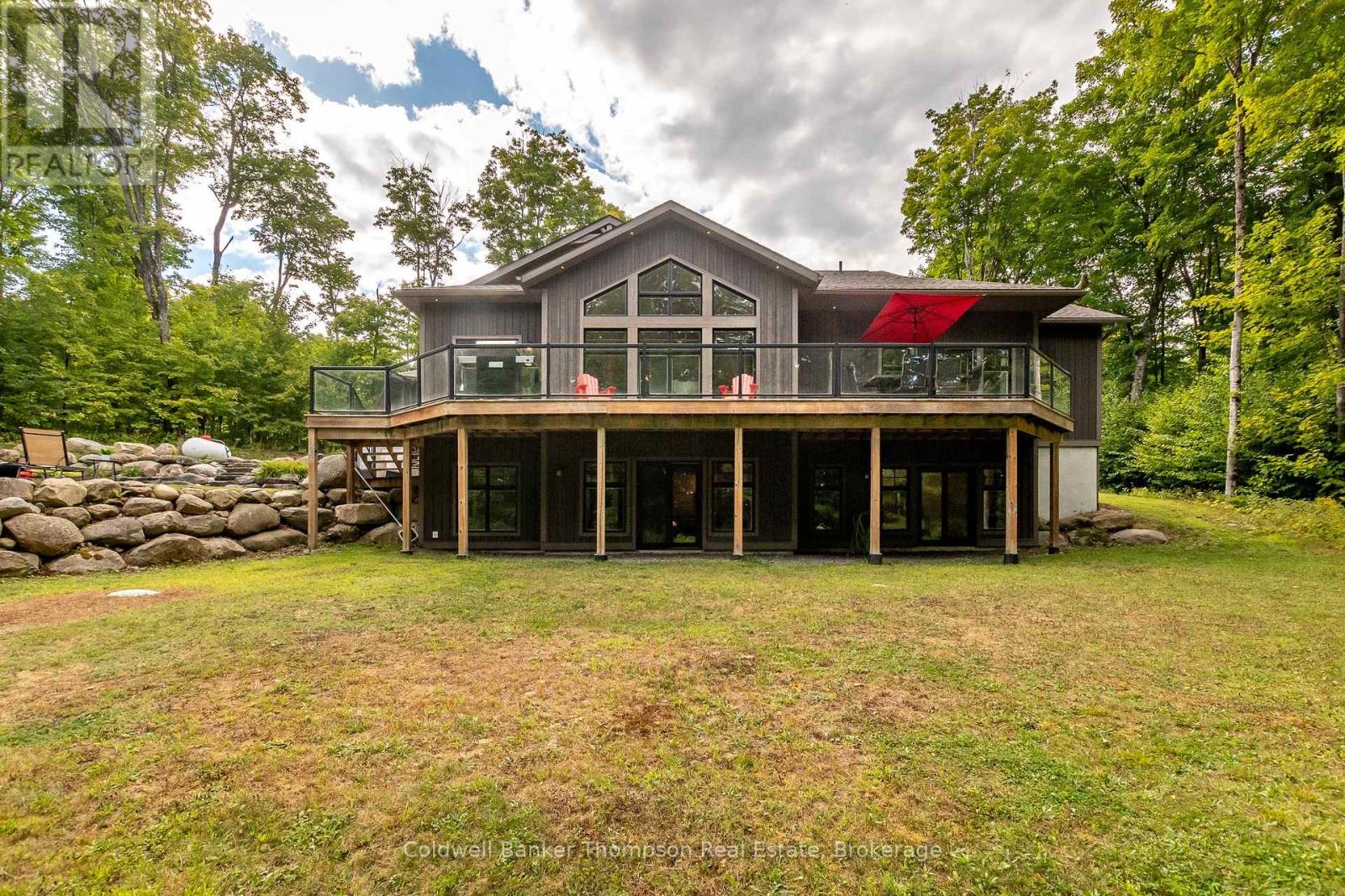15 Forest Hill Lane, Huntsville, Ontario  P1H 2N5 - Photo 34 - X12360160
