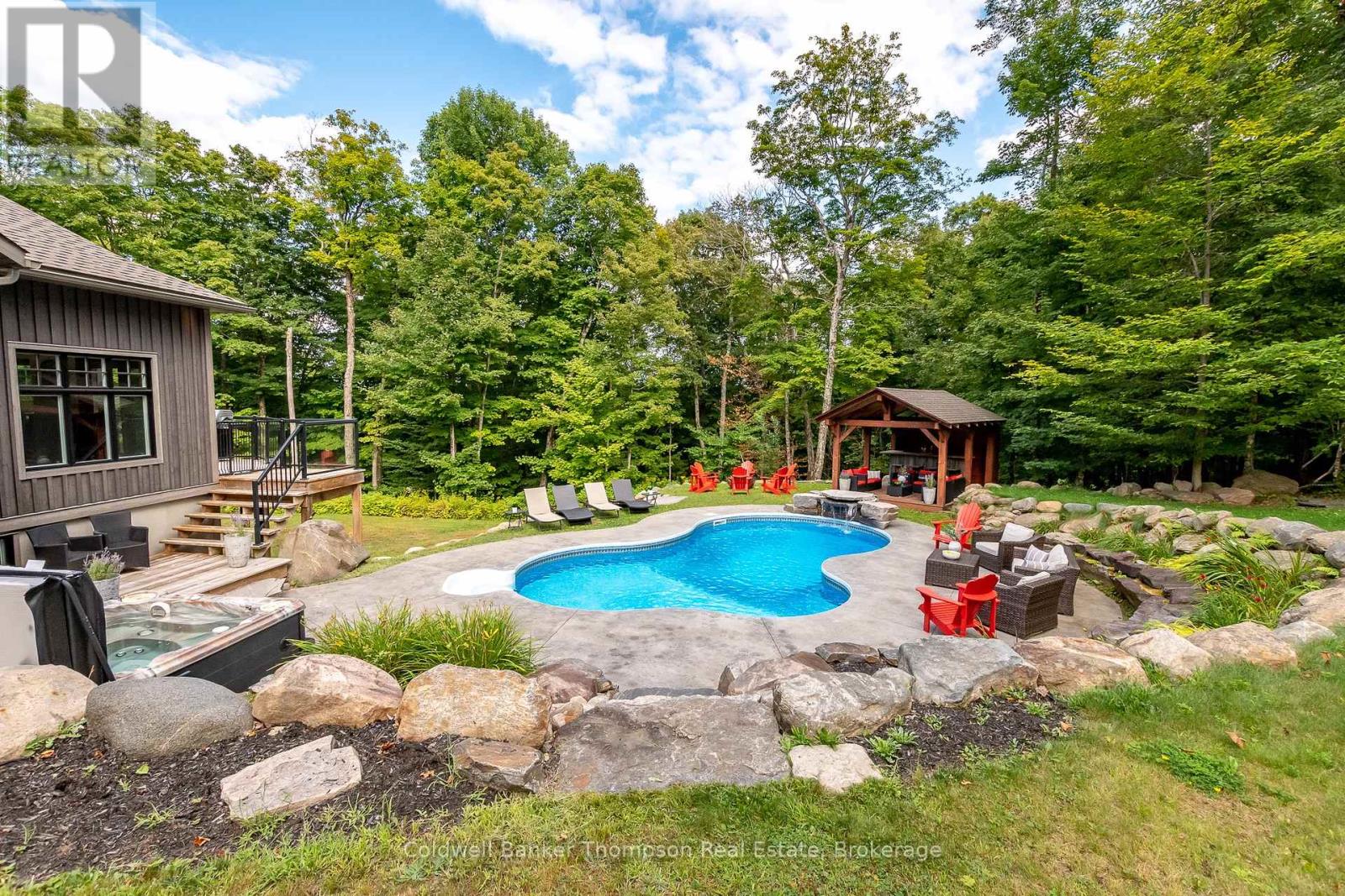 15 Forest Hill Lane, Huntsville, Ontario  P1H 2N5 - Photo 48 - X12360160