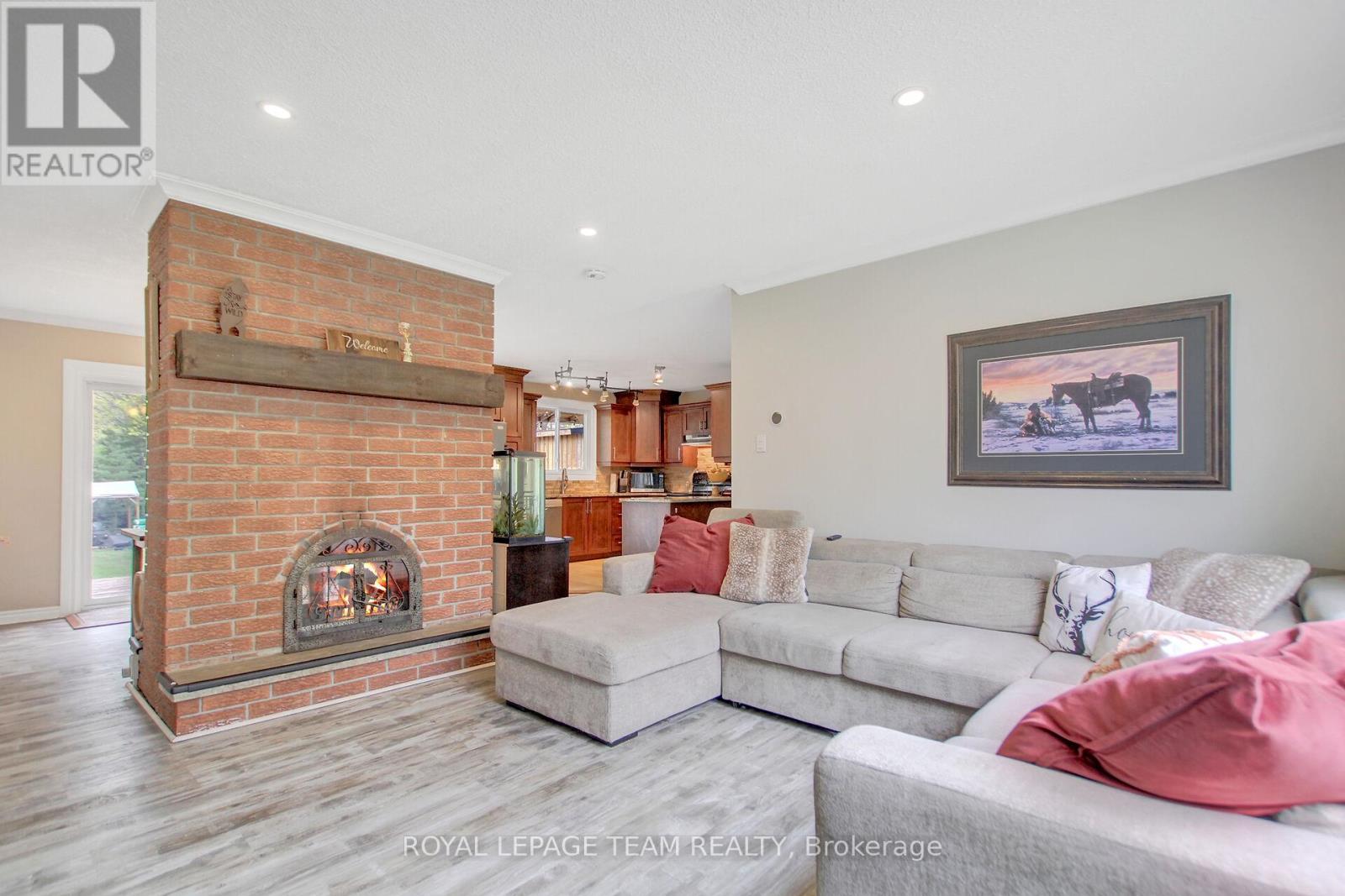 129 Spinnaker Way, Ottawa, Ontario  K0A 3M0 - Photo 12 - X12430352