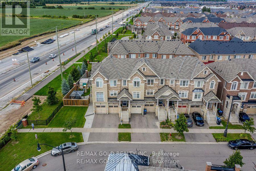 34 Rockbrook Trail, Brampton, Ontario  L7A 4H8 - Photo 24 - W12430341