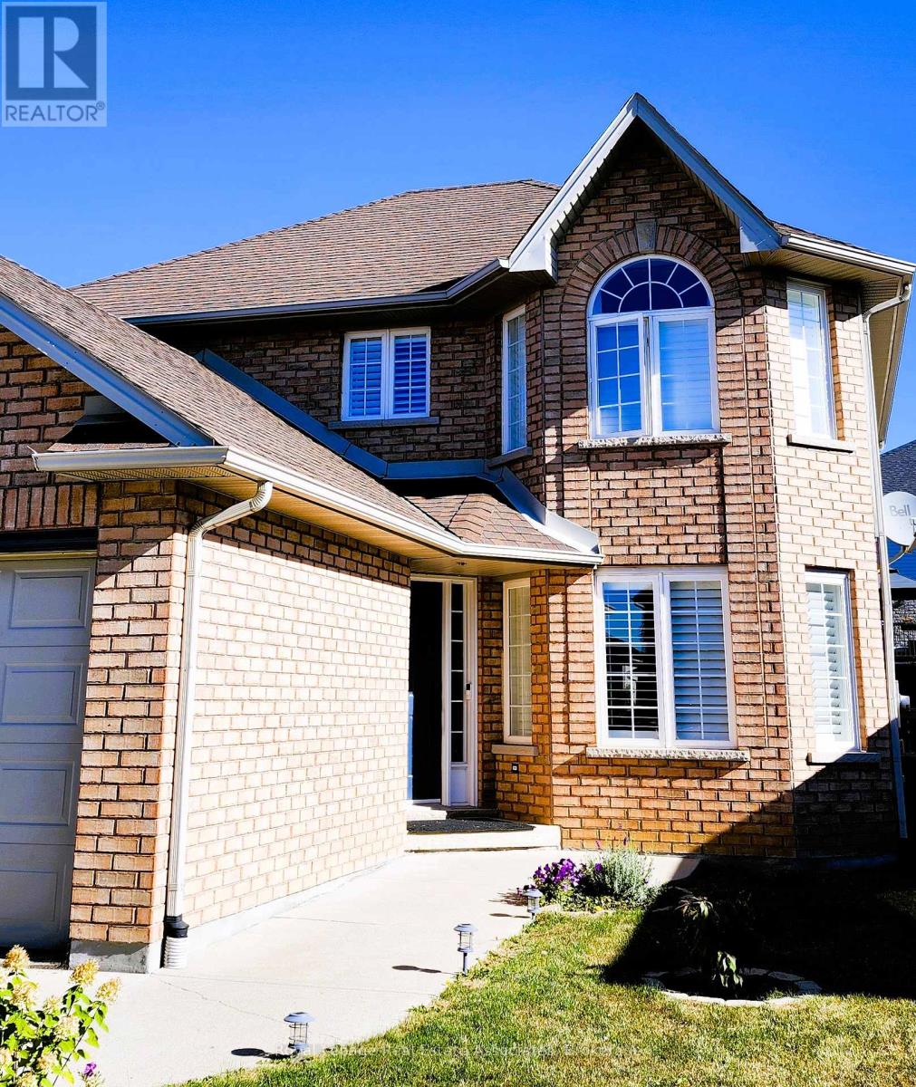 59 SOLSBURY CRESCENT, Hamilton, Ontario