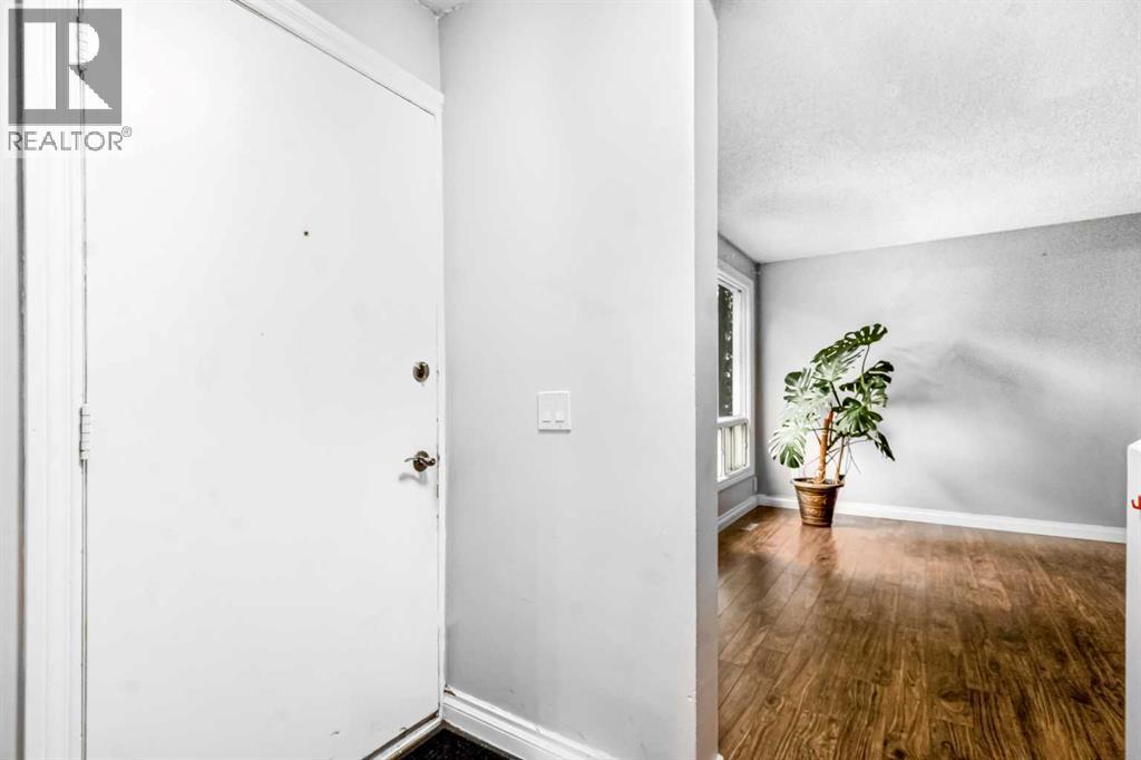 71, 1155 Falconridge Drive Ne, Calgary, Alberta  T3J 1E1 - Photo 3 - A2254821
