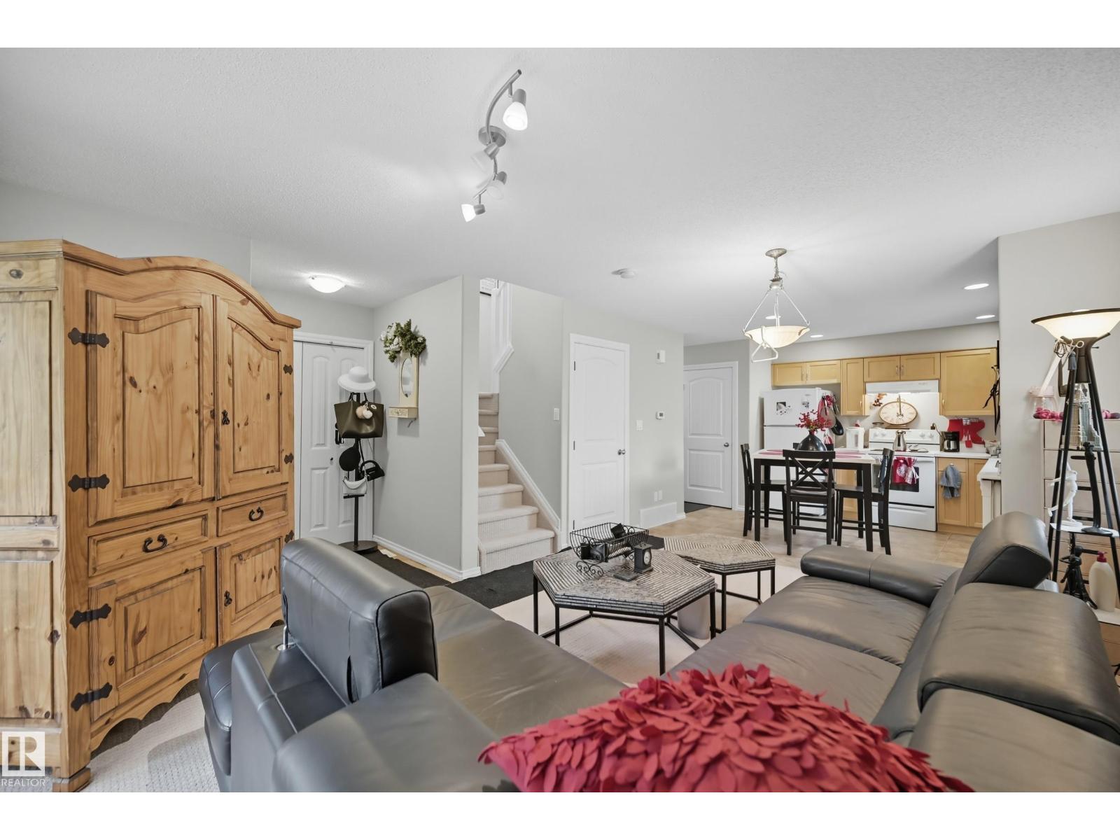 11236 84 St Nw, Edmonton, Alberta  T5B 3A9 - Photo 4 - E4459831