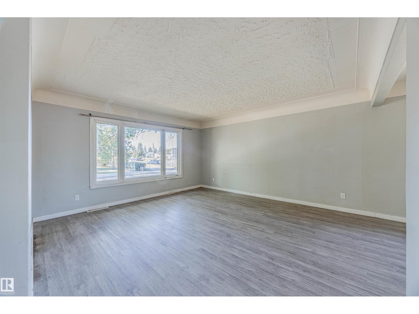 11715 139 St Nw, Edmonton, Alberta  T5M 1S2 - Photo 5 - E4459832