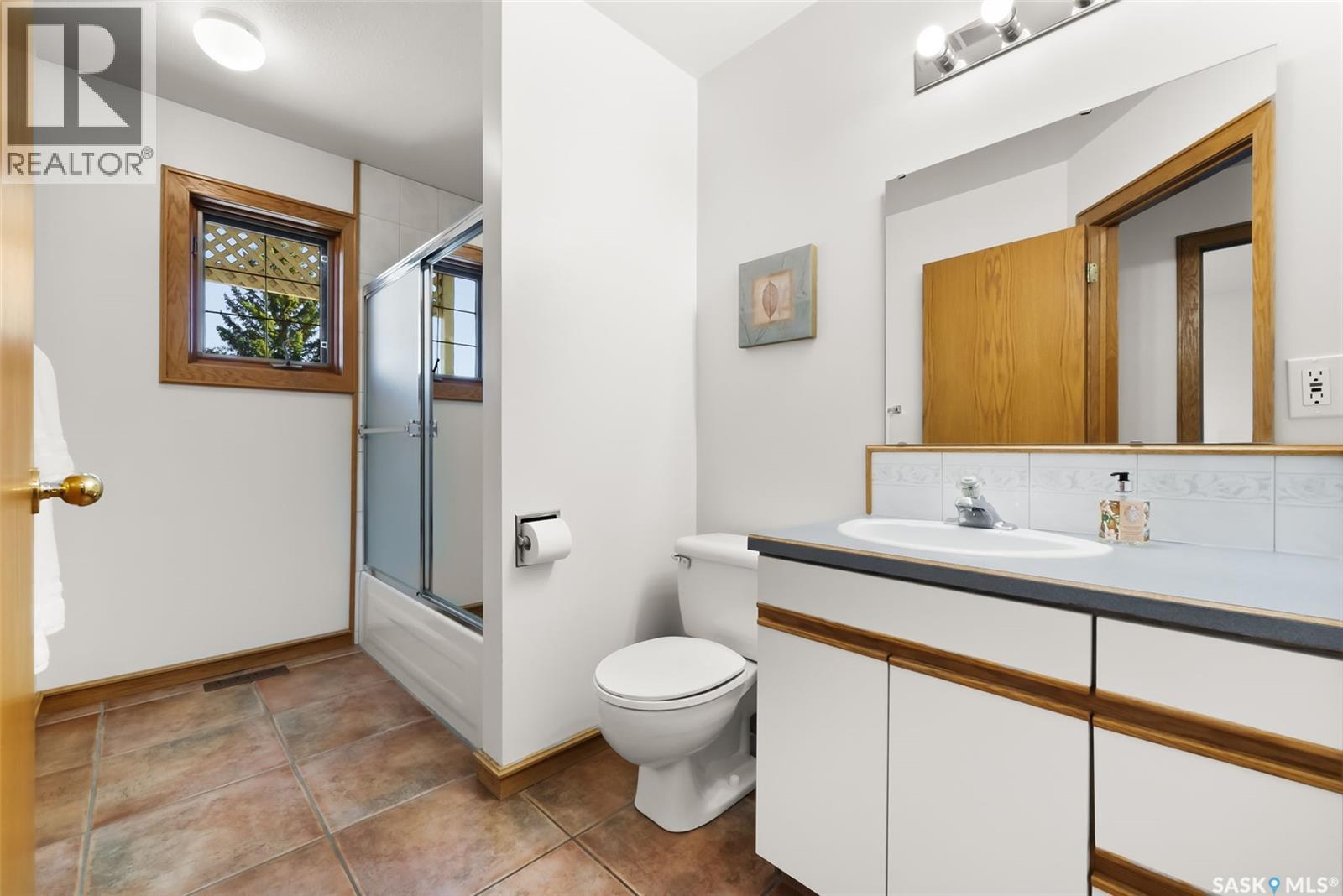 20 Sapphire Bay, Edenwold Rm No.158, Saskatchewan  S4L 1A8 - Photo 15 - SK019501
