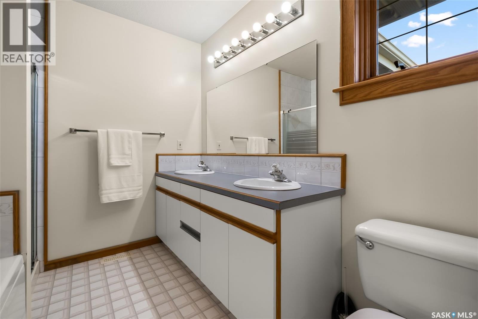 20 Sapphire Bay, Edenwold Rm No.158, Saskatchewan  S4L 1A8 - Photo 29 - SK019501