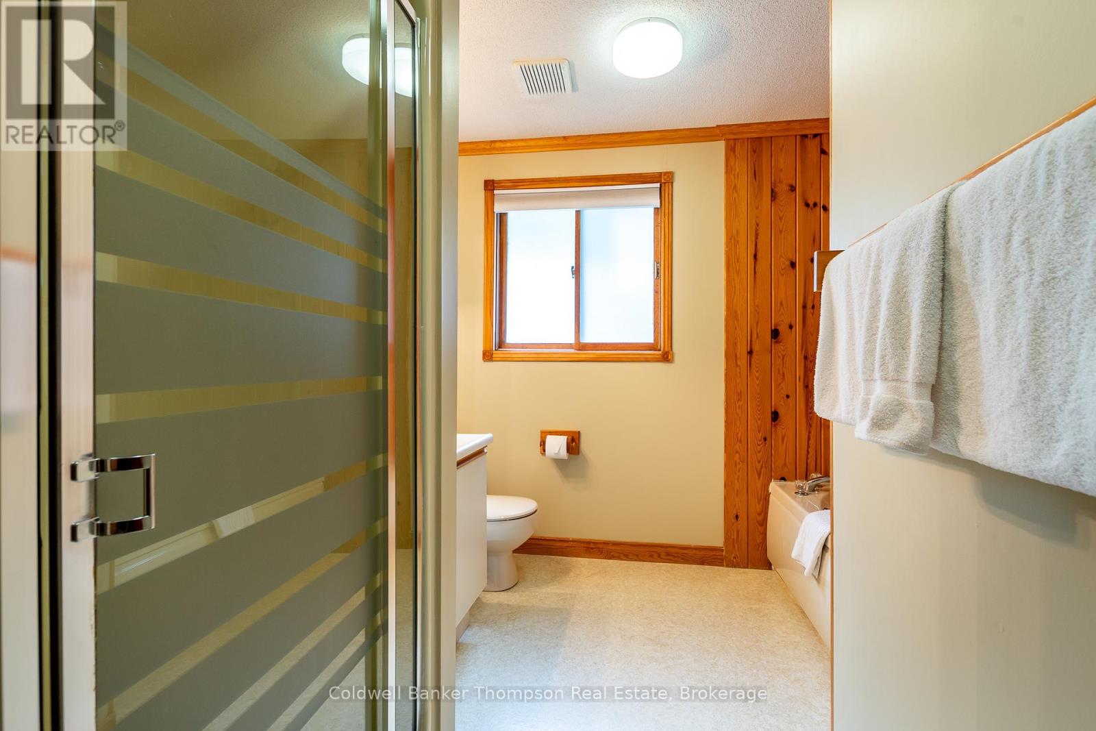 415 Grassmere Resort Road, Huntsville, Ontario  P1H 2J6 - Photo 25 - X12370503