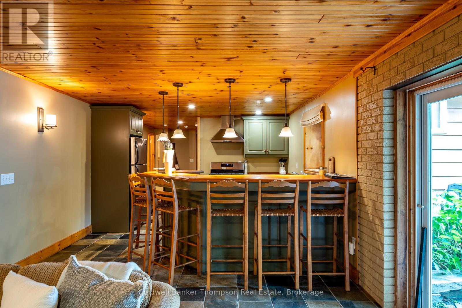 415 Grassmere Resort Road, Huntsville, Ontario  P1H 2J6 - Photo 34 - X12370503