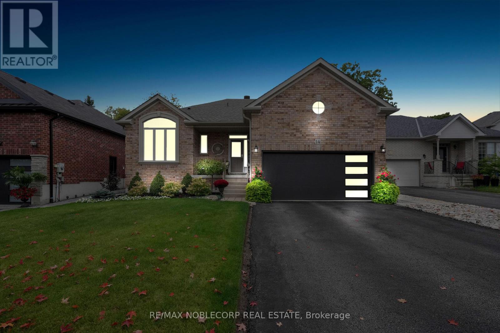 14 WILLARD HUNT COURT, King, Ontario