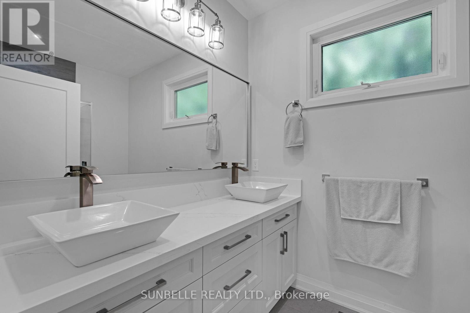 30 Archibald Road, King, Ontario  L7B 0E5 - Photo 17 - N12430372