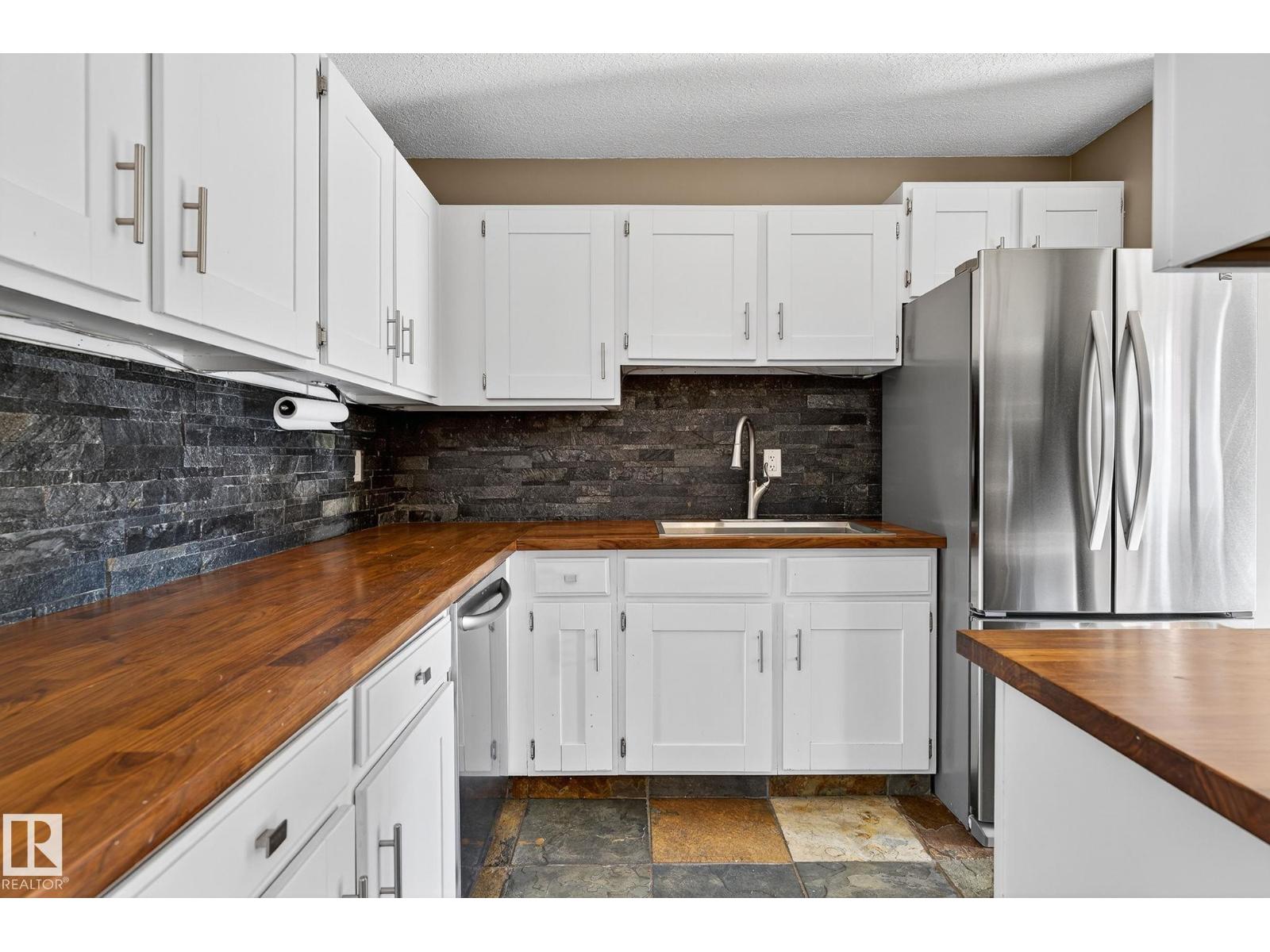 146 Callingwood Pl Nw, Edmonton, Alberta  T5T 8C6 - Photo 14 - E4459736