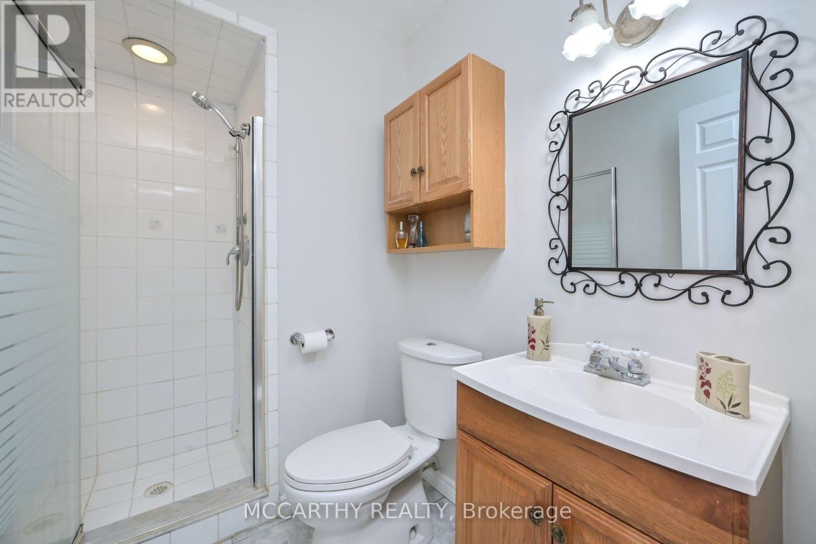 15 Andrew Avenue, Orangeville, Ontario  L9W 4E5 - Photo 14 - W12430360