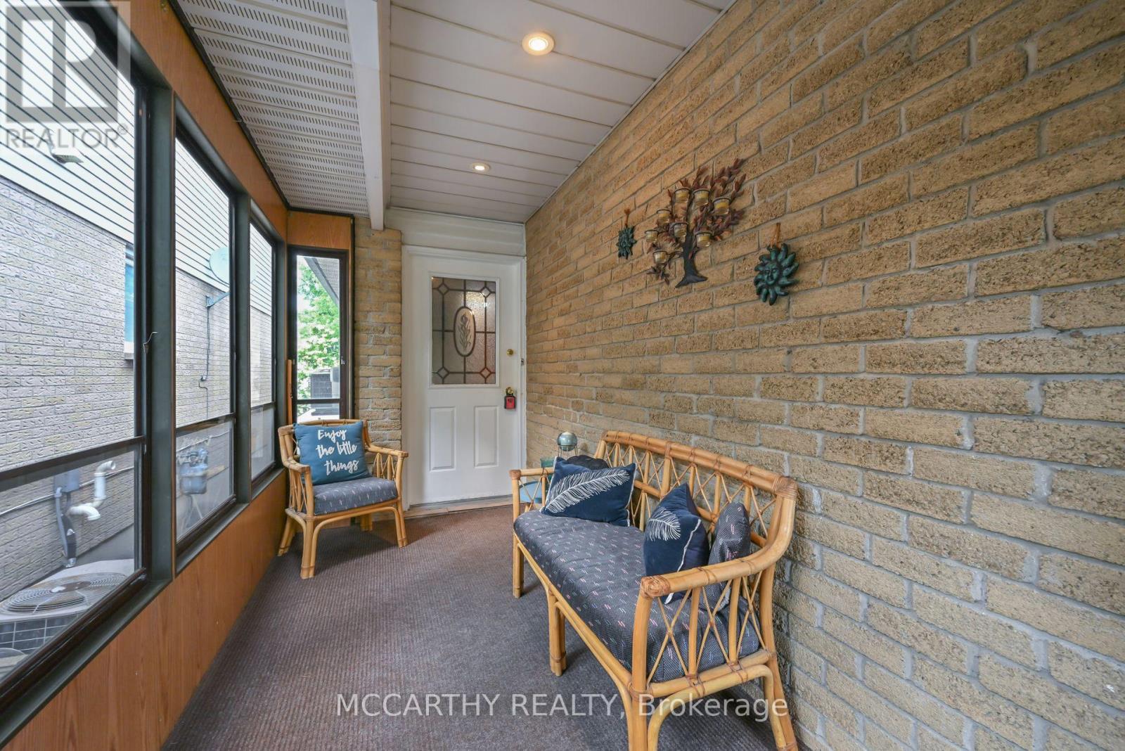 15 Andrew Avenue, Orangeville, Ontario  L9W 4E5 - Photo 3 - W12430360