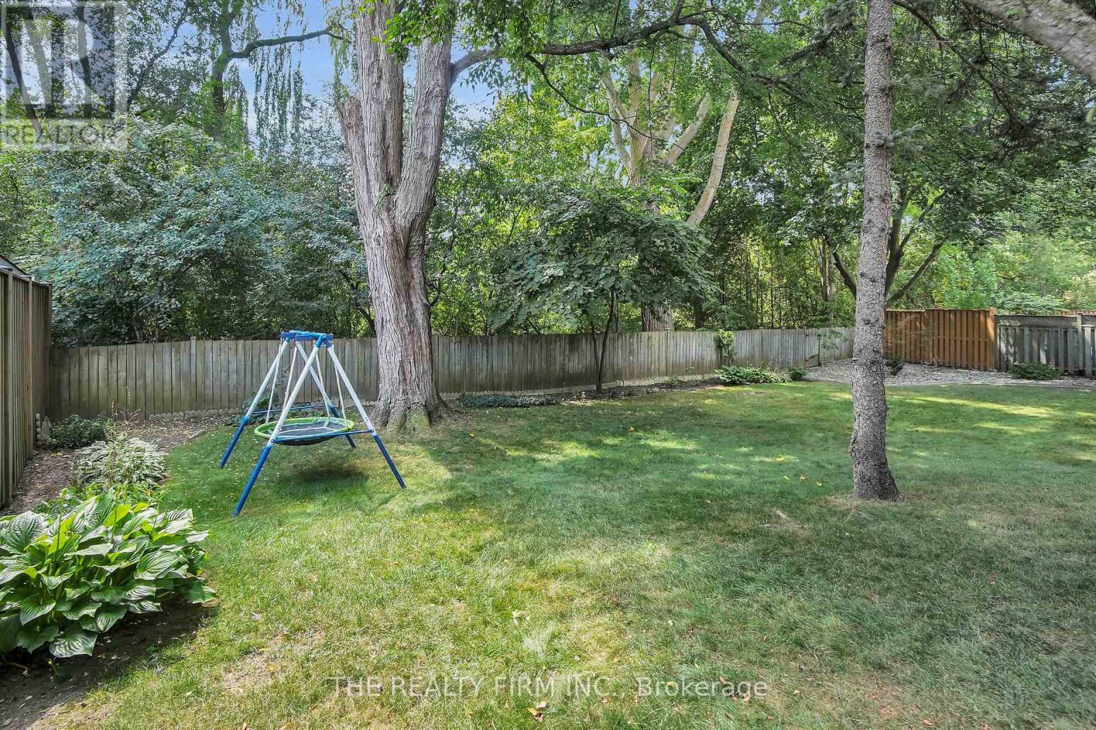 31 Mctaggart Crescent, London North, Ontario  N5X 2E2 - Photo 40 - X12430384