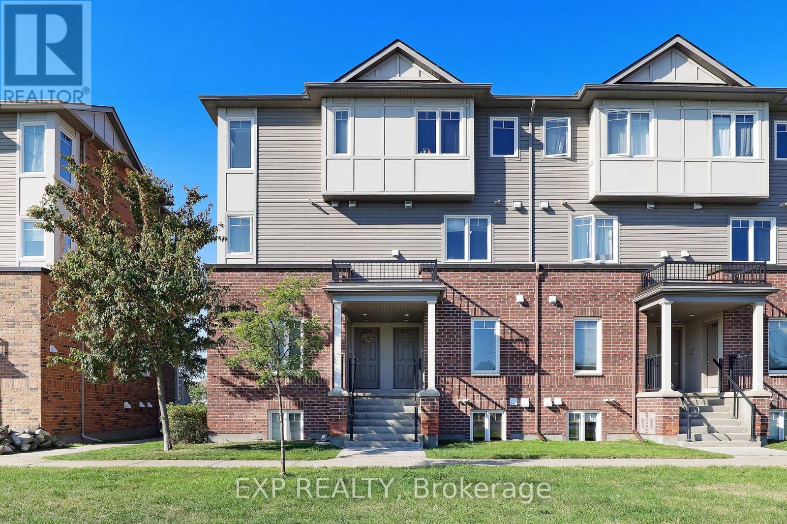 2559 LONGFIELDS DRIVE, ottawa, Ontario