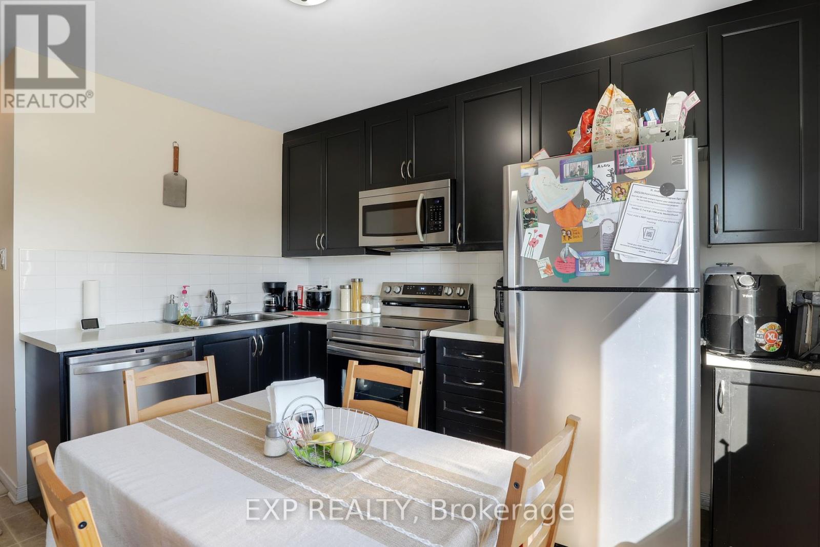 2559 Longfields Drive, Ottawa, Ontario  K2J 2L7 - Photo 9 - X12430408