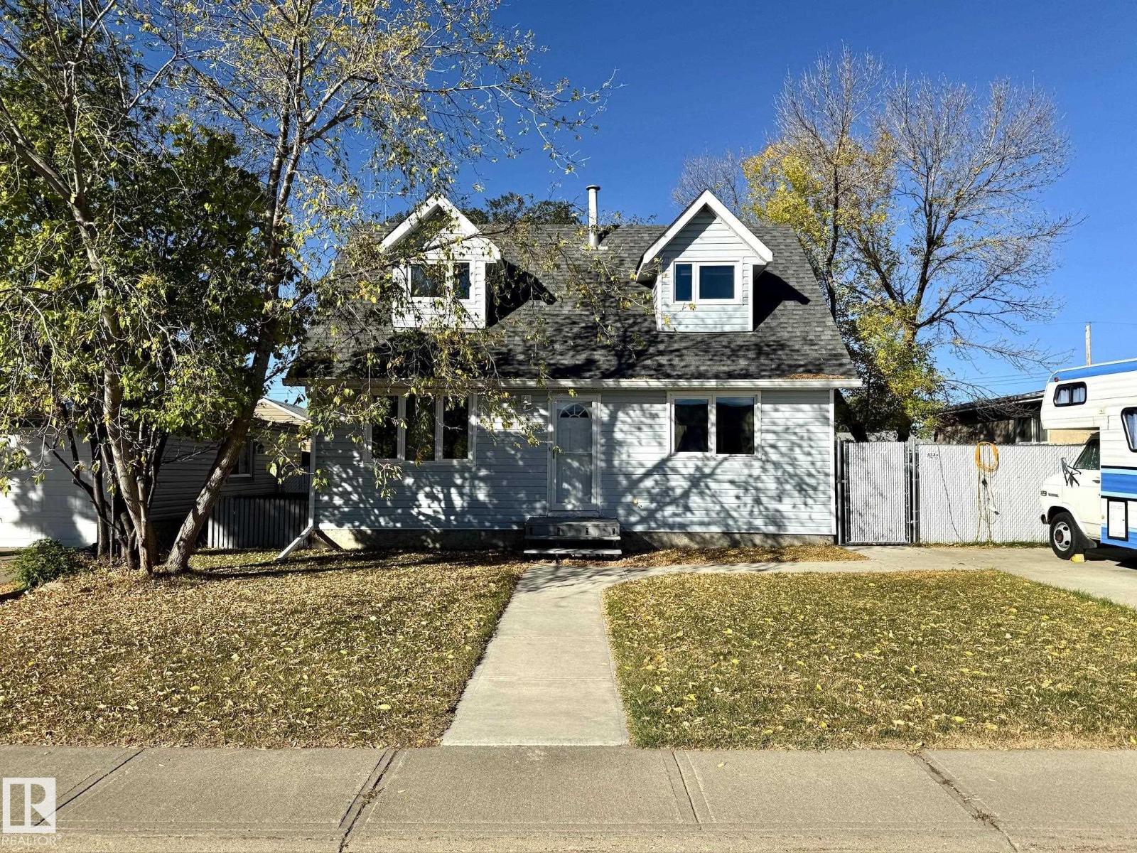 16 WILD HAY DR, Devon, Alberta