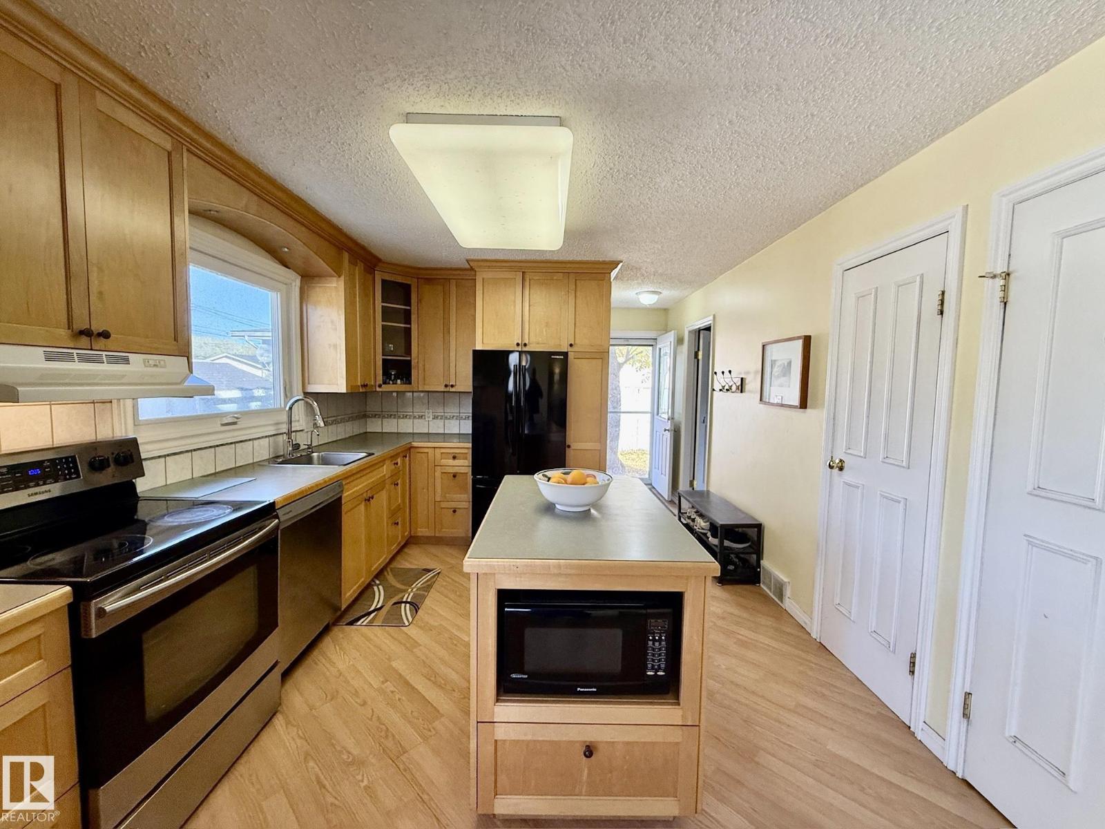 16 Wild Hay Dr, Devon, Alberta  T9G 1S4 - Photo 10 - E4459833