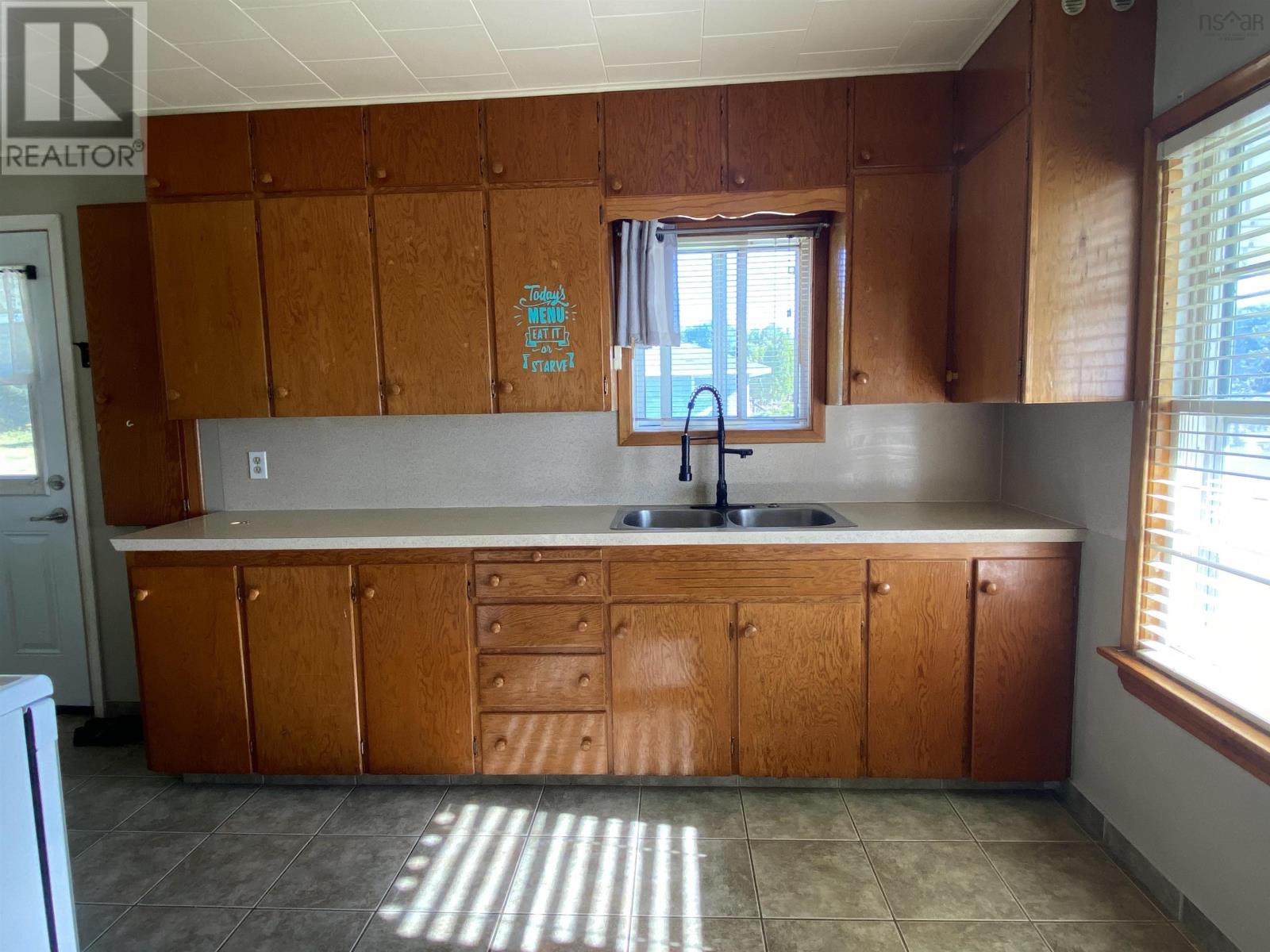 8394 Highway 3, Port Mouton, Nova Scotia  B0T 1T0 - Photo 5 - 202511792