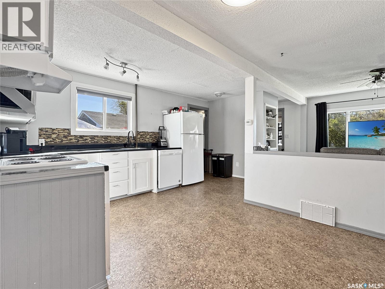 220 2nd Avenue W, Maidstone, Saskatchewan  S0M 1M0 - Photo 6 - SK019495
