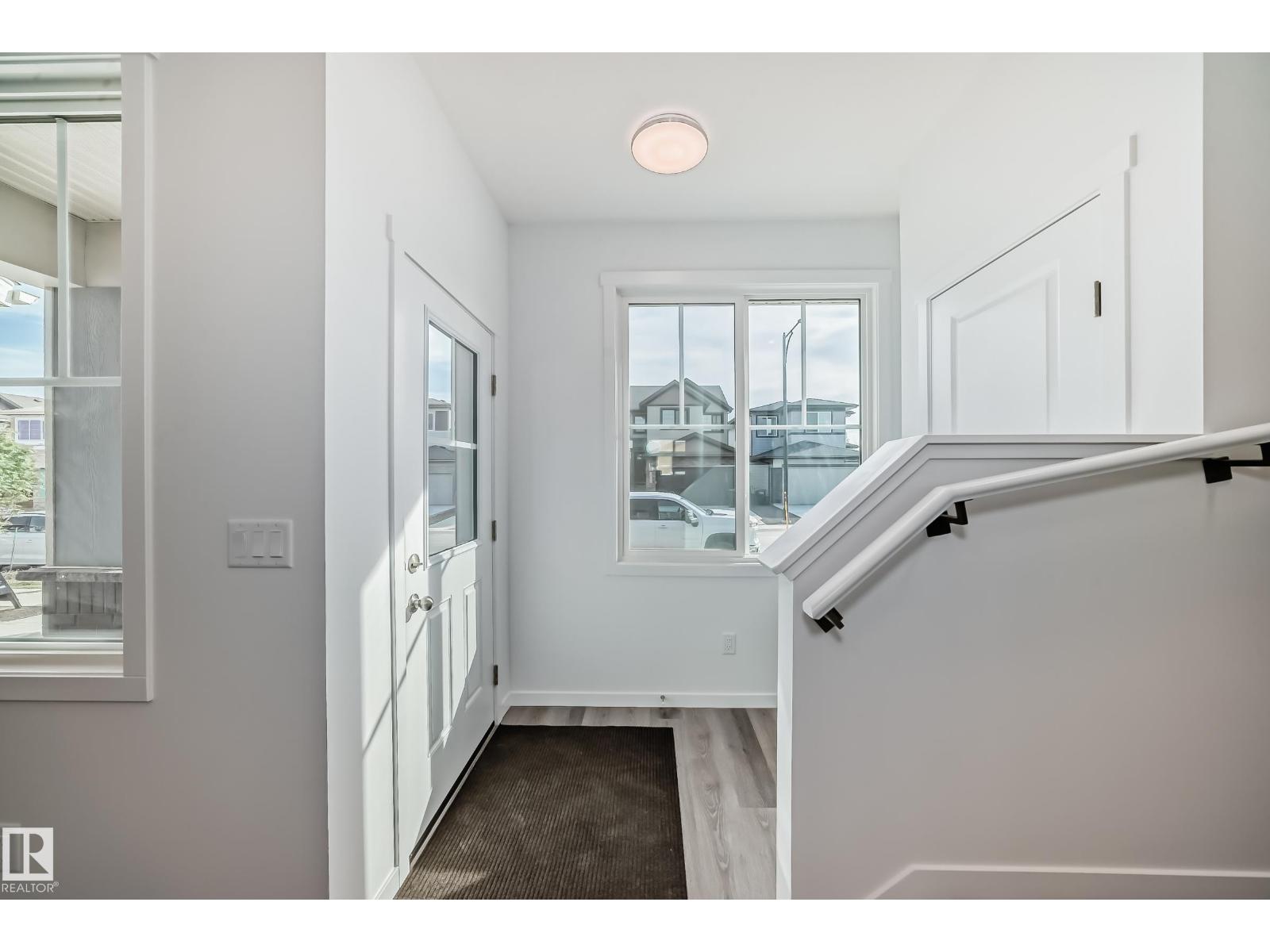 3965 Wren Lo Nw Nw, Edmonton, Alberta  T5S 0T1 - Photo 3 - E4459834