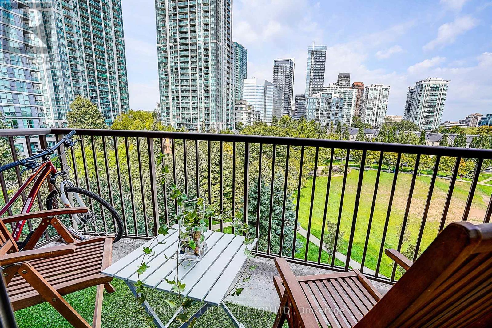503 - 51 Harrison Garden Boulevard, Toronto, Ontario  M2N 7G4 - Photo 37 - C12430432