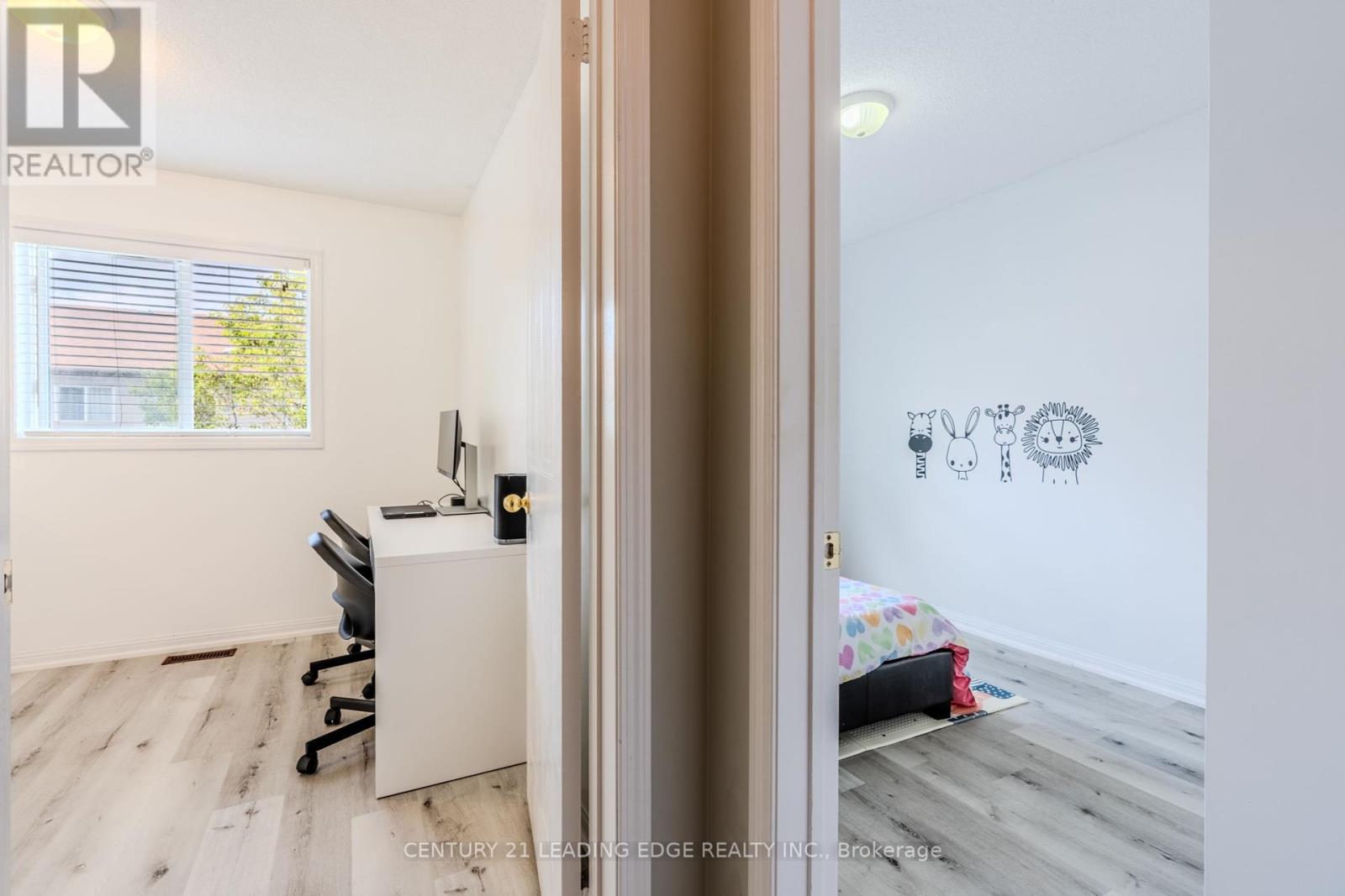 98 Aspen Park Way, Whitby (Downtown Whitby), Ontario  L1N 9M6 - Photo 15 - E12430409