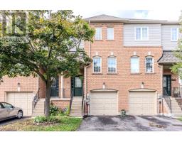 98 ASPEN PARK WAY, Whitby, Ontario