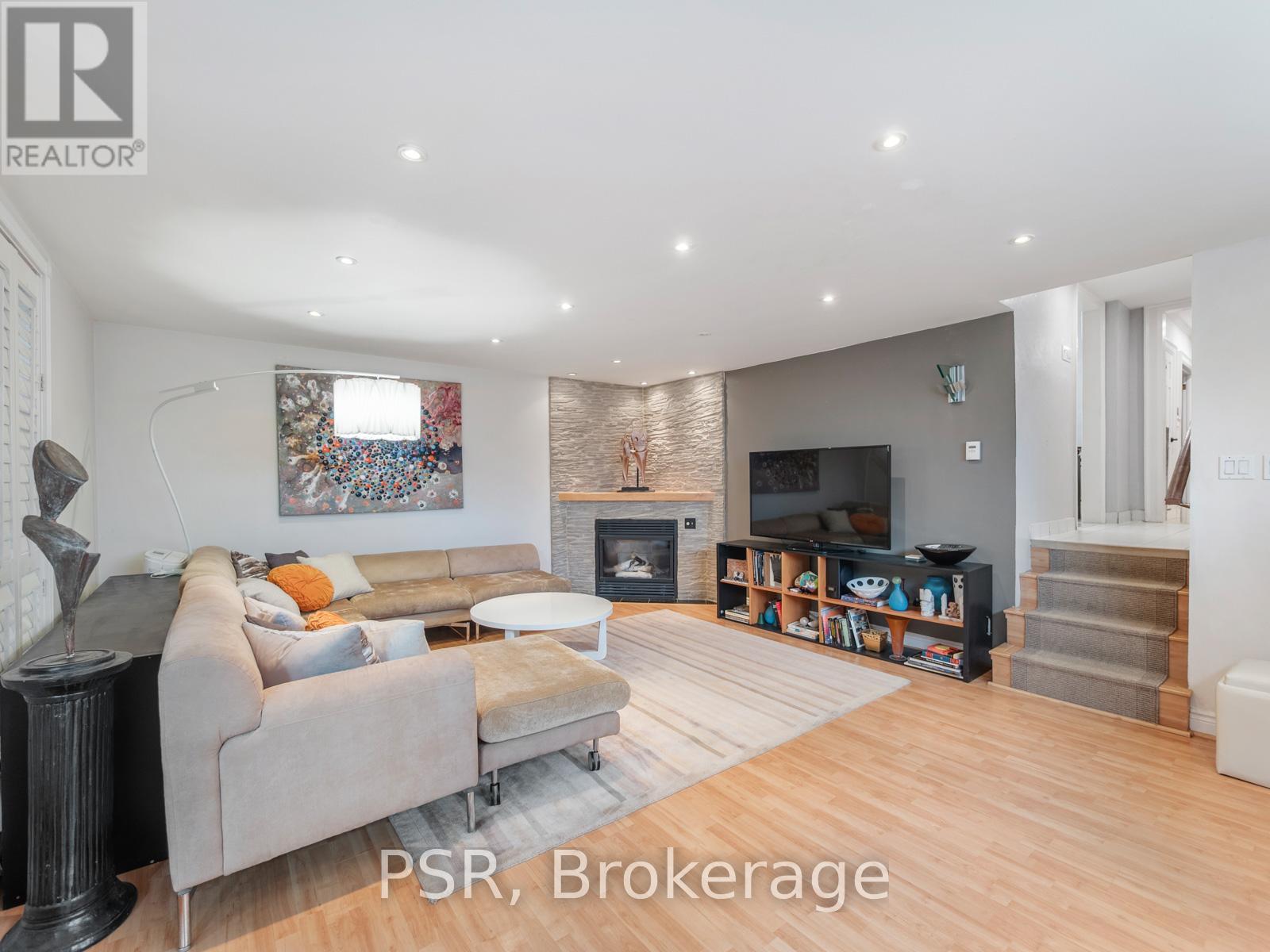 164 Forest Hill Road, Toronto, Ontario  M5P 2M9 - Photo 8 - C12426282