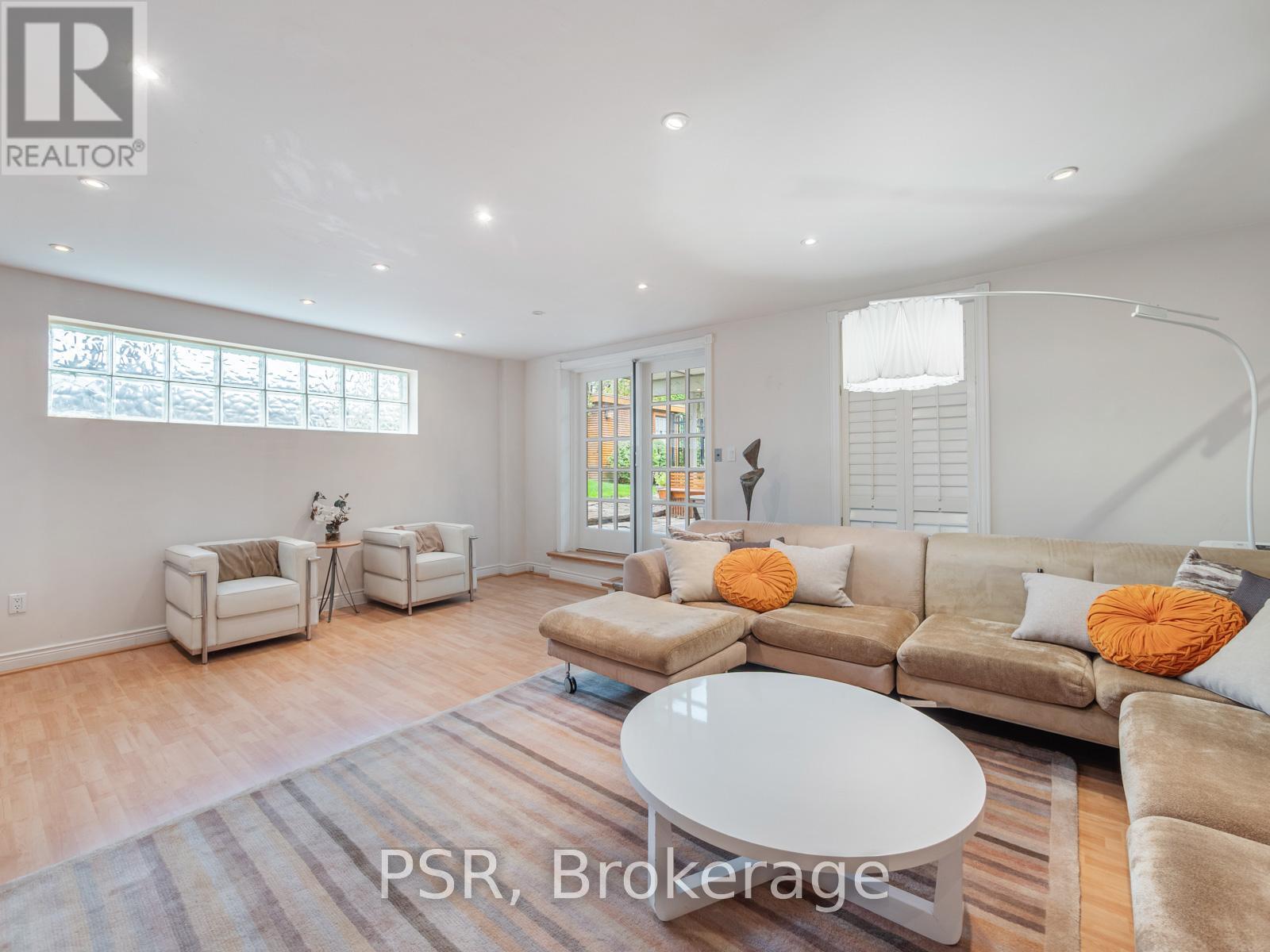 164 Forest Hill Road, Toronto, Ontario  M5P 2M9 - Photo 9 - C12426282