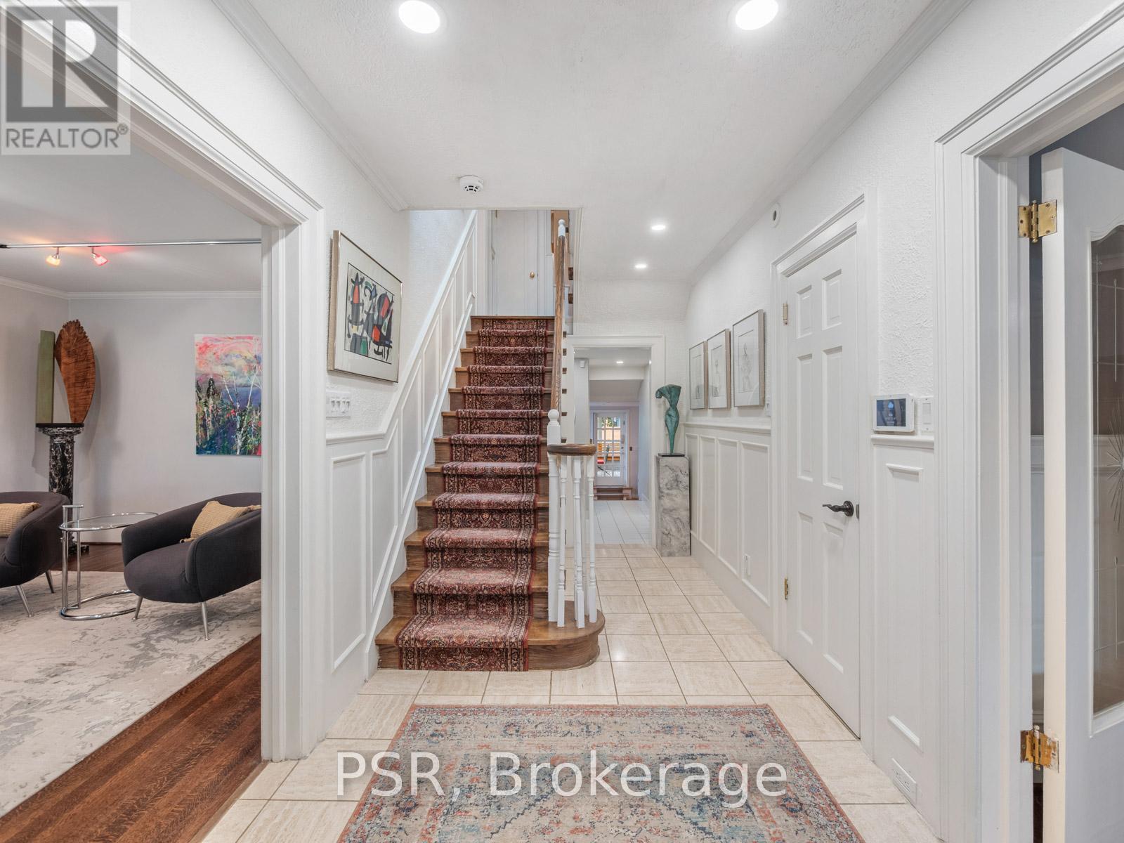 164 Forest Hill Road, Toronto, Ontario  M5P 2M9 - Photo 11 - C12426282
