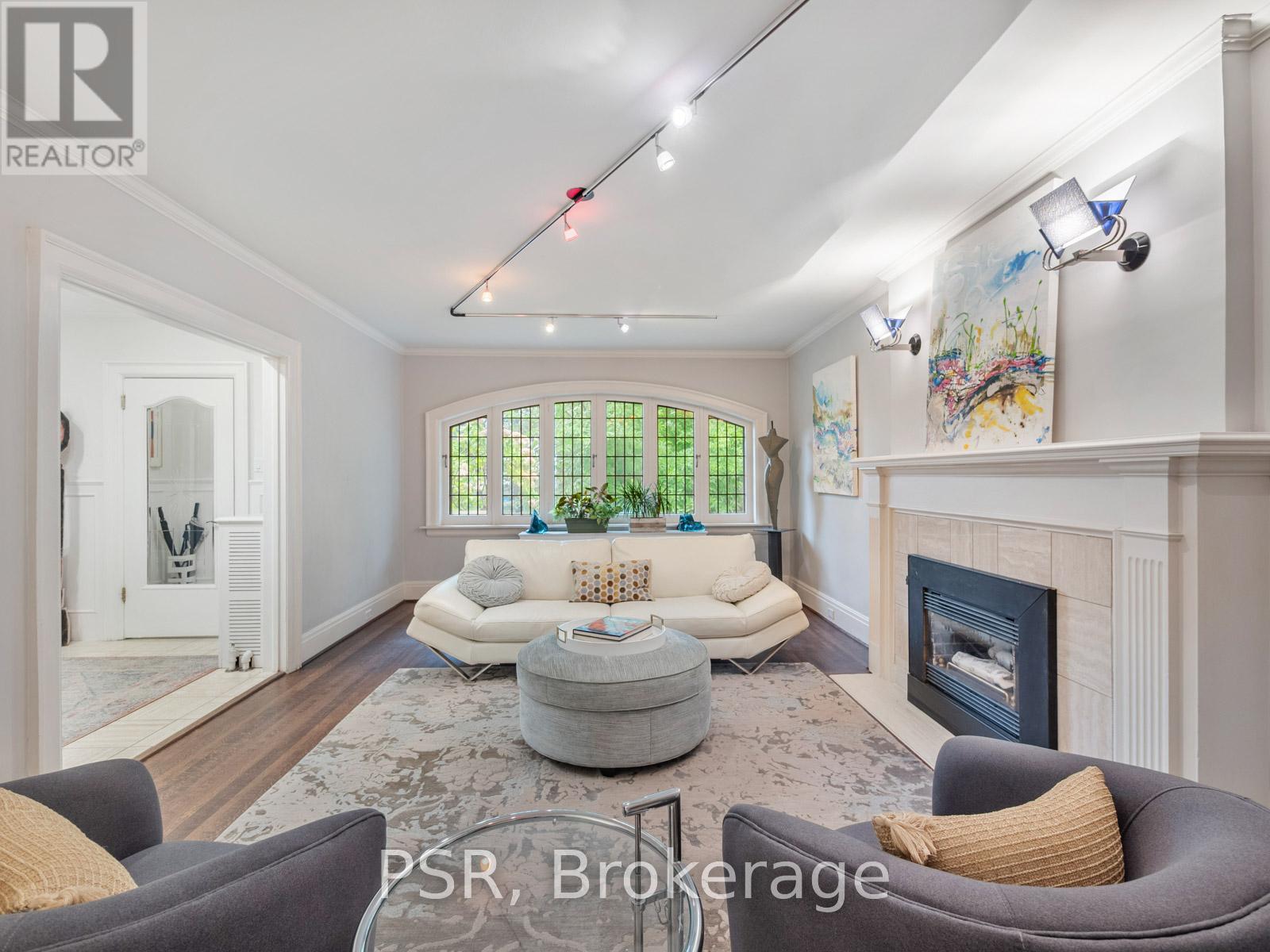 164 Forest Hill Road, Toronto, Ontario  M5P 2M9 - Photo 4 - C12426282