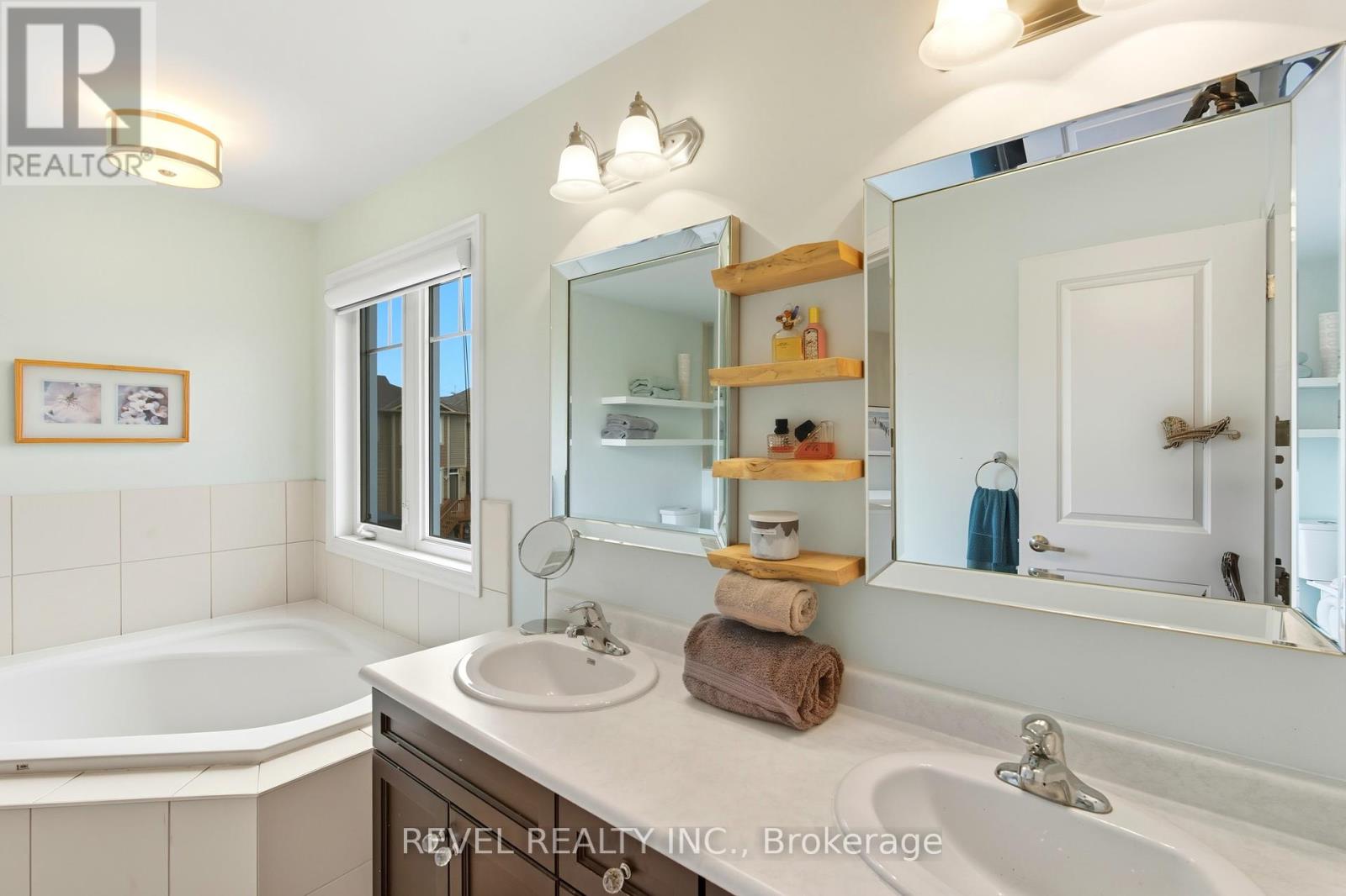 390 Gosford Crescent, Milton, Ontario  L9T 8G2 - Photo 28 - W12427185