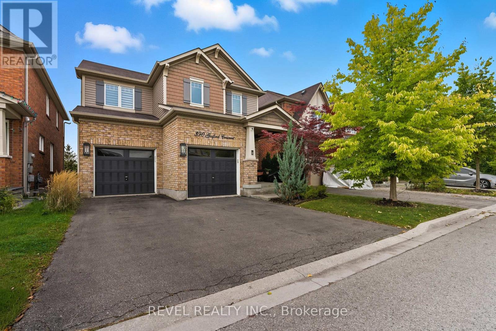 390 Gosford Crescent, Milton, Ontario  L9T 8G2 - Photo 3 - W12427185