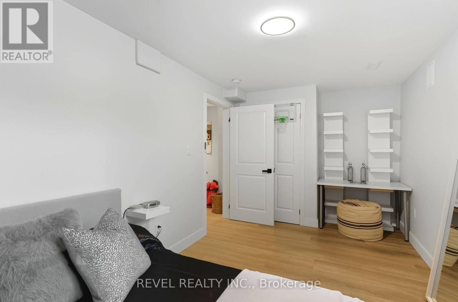 390 Gosford Crescent, Milton, Ontario  L9T 8G2 - Photo 34 - W12427185