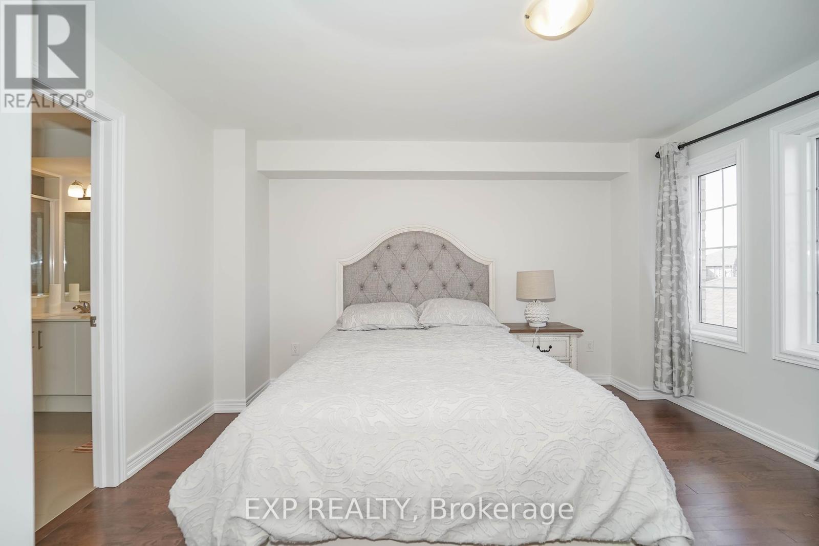62 Harvest Field Road, Markham, Ontario  L6B 0T7 - Photo 18 - N12430412