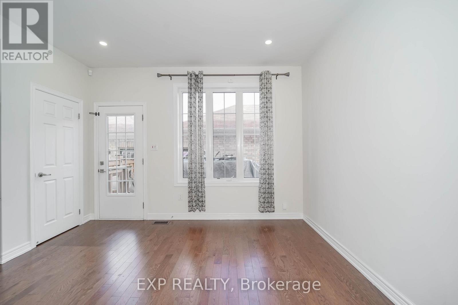 62 Harvest Field Road, Markham, Ontario  L6B 0T7 - Photo 22 - N12430412